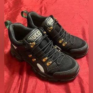 Gucci Men's Black Flashtrek Sneakers